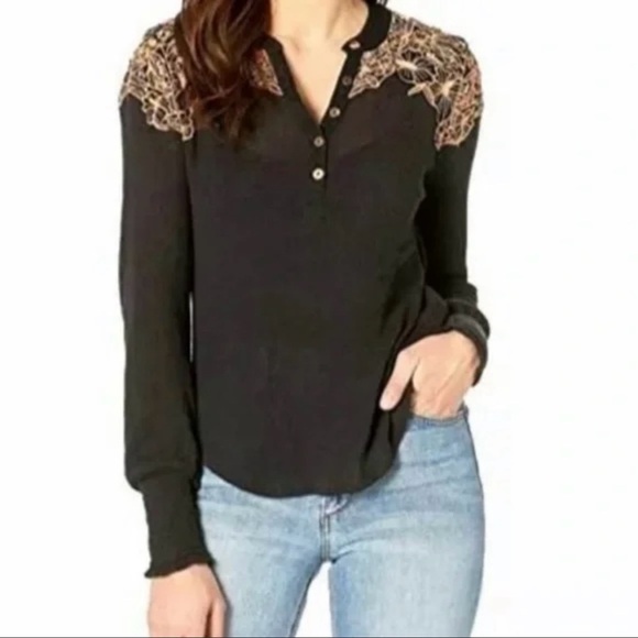 GUC Free People- Easy Breezy Henley. Size L - Picture 1 of 9
